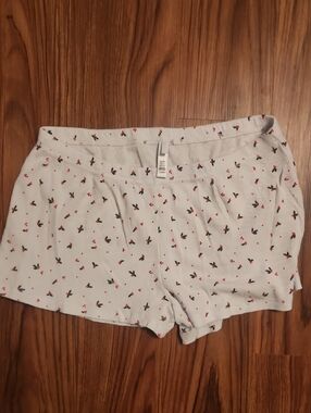New Skims White Floral Cotton Lounge Shorts